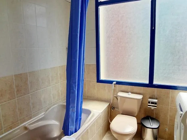 Flamingo Hotel Apartment 1 Αμπού Ντάμπι Ξενοδοχείο με διαμερίσματα
